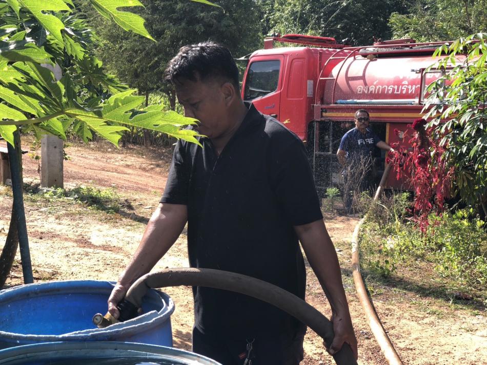 งานป้องกันและบรรเทาสาธารณภัย ให้การสนับสนุนน้ำอุปโภคแก่ประชาชนในพื้นที่ตำบลวังนกแอ่น
