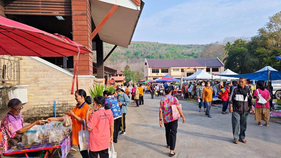 โครงการเพิ่มศักยภาพการท่องเที่ยวตำบลวังนกแอ่น กิจกรรม “ตลาดนัดชุมชนคนพอเพียง”