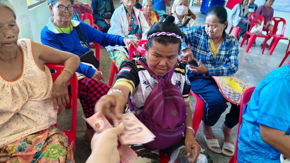  อบต.วังนกแอ่น จ่ายเบี้ยยังชีพผู้สูงอายุ ผู้พิการ และผู้ป่วยเอดส์ ประจำเดือนกุมภาพันธ์ 2569